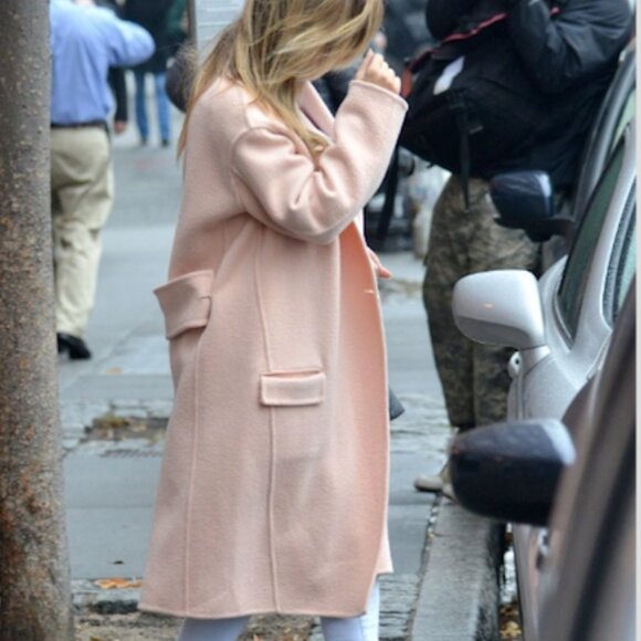 Celine Paris 100% Cashmere Blush Kim Kardashian Runway Coat, S/M - Picture 3 of 13